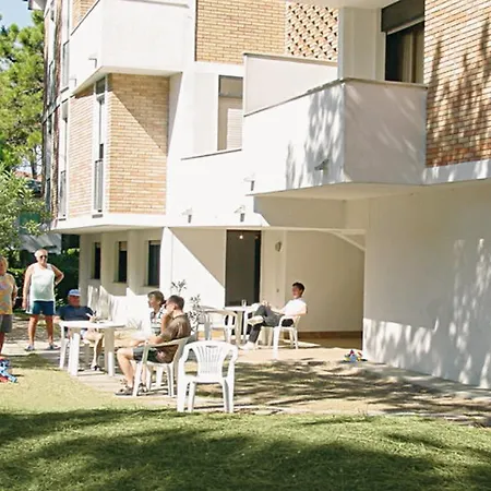 Lignano Pineta Apartment Lignano Sabbiadoro Exterior photo